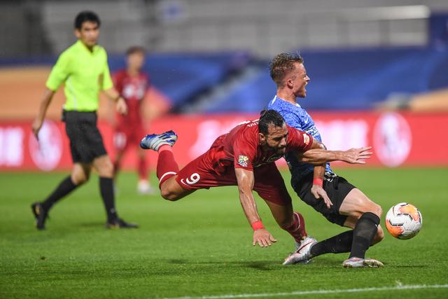 约基奇三双掘金轻取魔术 热火大胜送马刺3连败